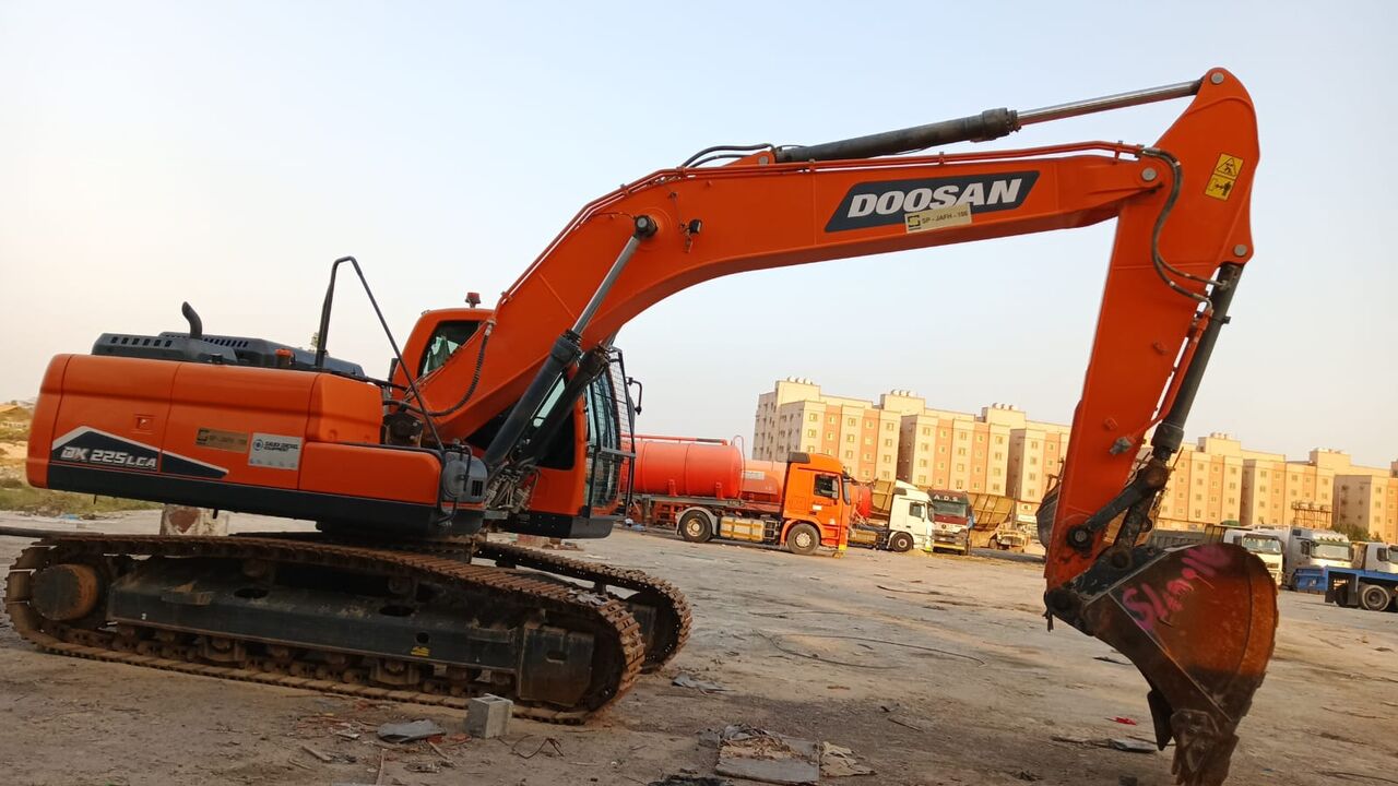 Jubail, Equipment Rental, 🚜 DOOSAN DX225 LCA EXCAVATOR FOR RENT 🚜Available With ARAMCO Certified Operator