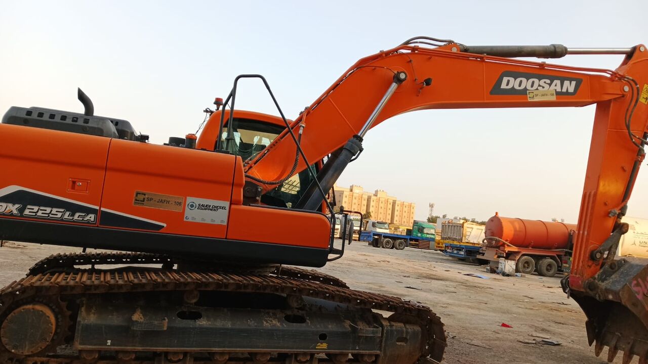 Jubail, Equipment Rental, 🚜 DOOSAN DX225 LCA EXCAVATOR FOR RENT 🚜Available With ARAMCO Certified Operator