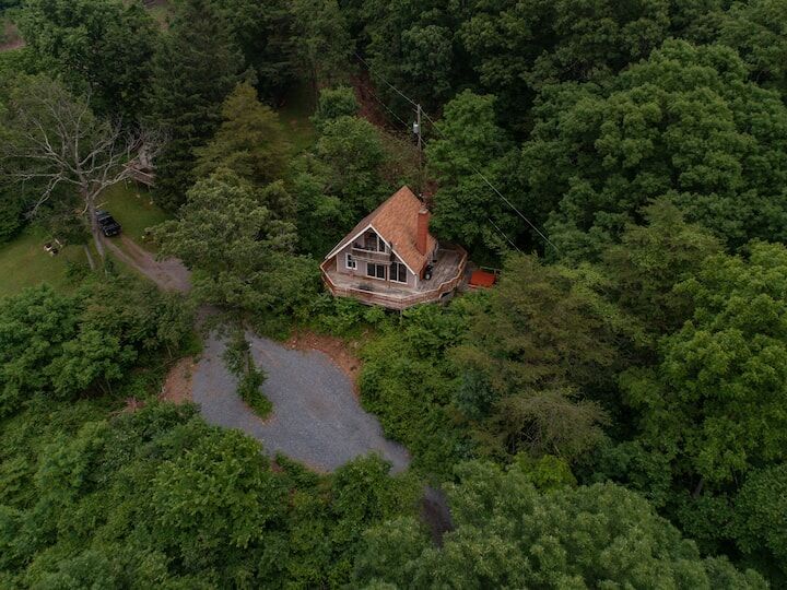 U.S. Virgin Islands, Villas, USD 169,  Furnished,  Private Mountain Cabin With Hot Tub In Central Virginia