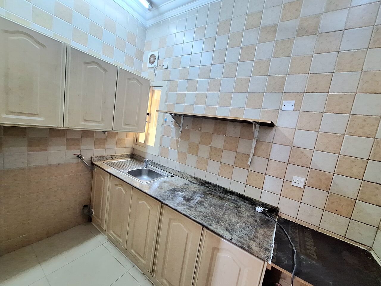 Umm Al Hassam, Apartments, Flats, Houses & Villas, BHD 200/month,  1 BR,  Amazing Semi Furnished 1 Bedroom Flat In - Umm Al Hassam