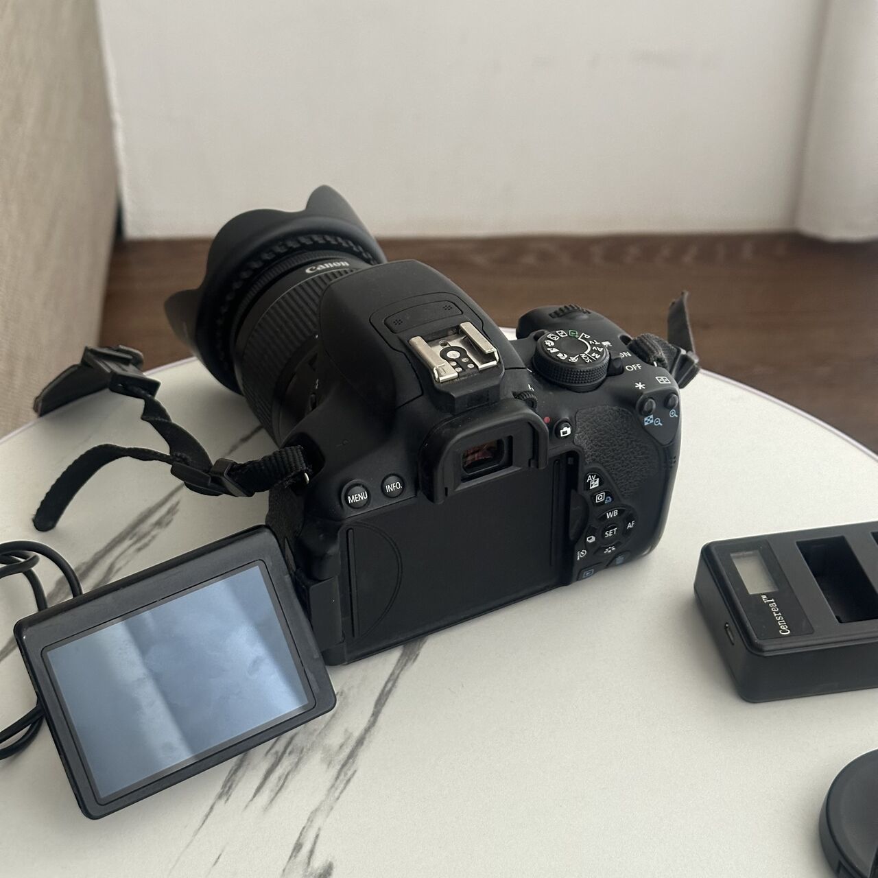 Hidd, Photo & Video, BHD 110,  Canon 700D Touch Screen