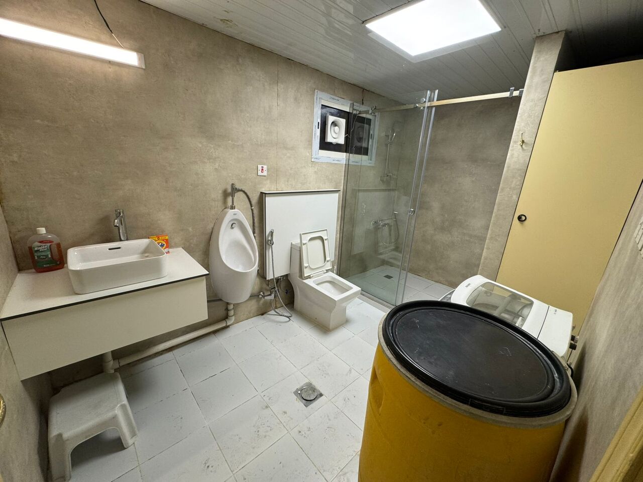 Olaya, Rooms for Rent, SAR 4000/month,  SAR 4000/month, Furnished Flat For Executive Bachelor Or Family - MOI Metro Station-Olaya