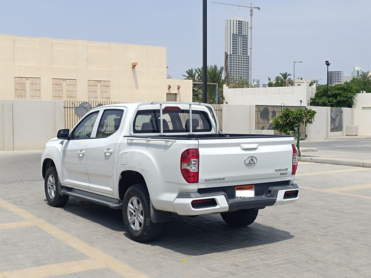 Muharraq, Vehicles, Cars & Trucks , BHD 2200,  Maxus T60,  2018,  Manual,  200000 KM,  Double Cabine Pickup