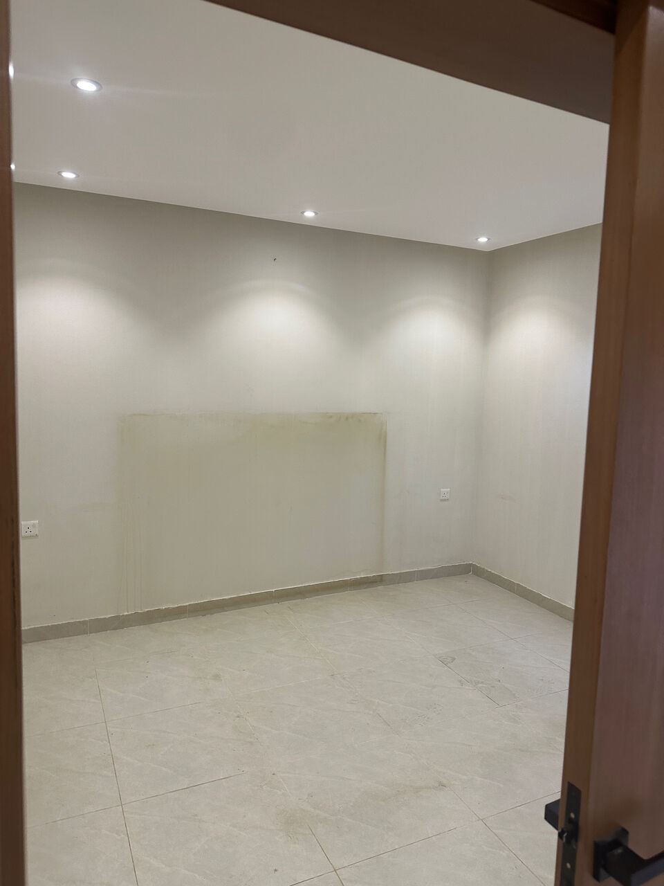 Al Malaz, Apartments, Flats, Houses & Villas, SAR 24000/year,  1 BR,  1BHK Ground Floor Flat For Rent