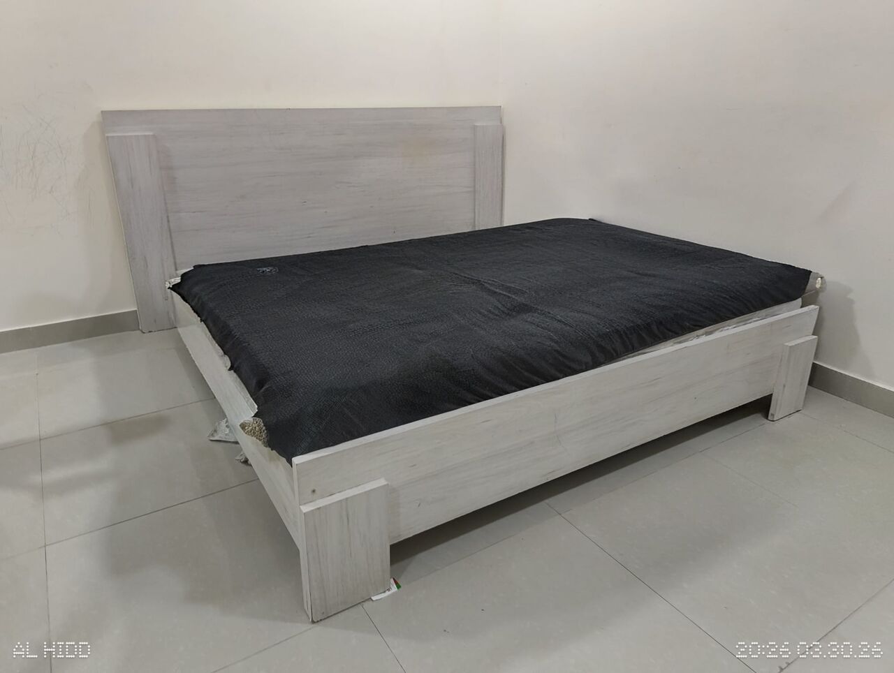 Hidd, Furniture, BHD 25,  King Size And Single Size Cot Is For Urgent Sale