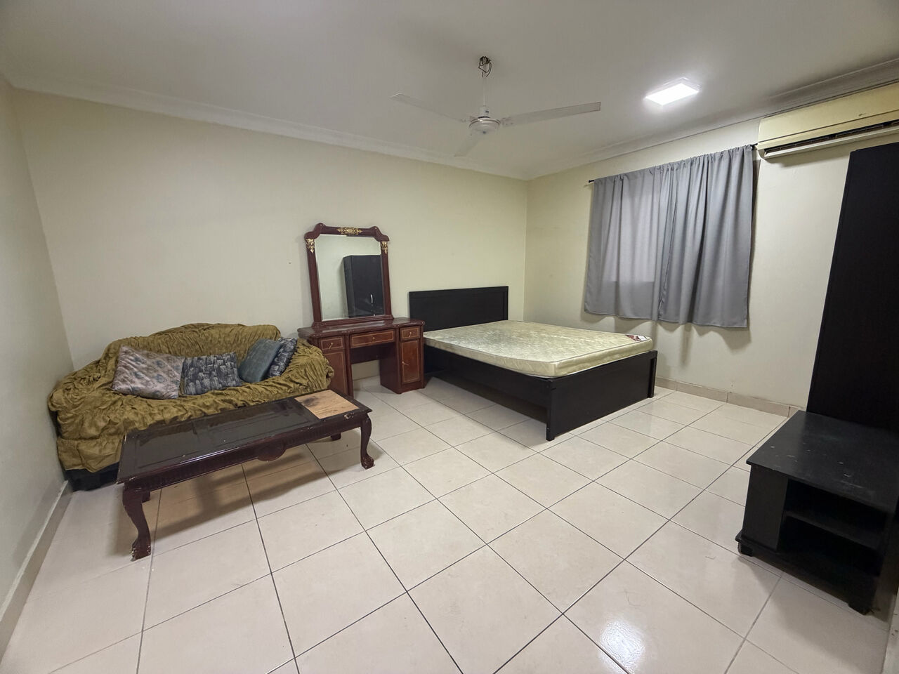 Adliya, Apartments, Flats, Houses & Villas, BHD 190/month,  1 BR,  1 Bedroom Flat For Rent Unlimited Ewa