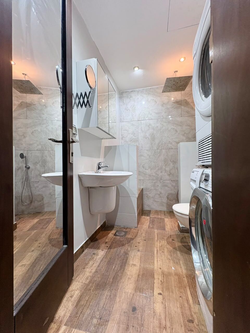 Amman, Apartments, Flats, Houses & Villas, JOD 12/year,  2 BR,  120 Sq. Meter,  Full Furnished Apartment For Rent In Umm Uthainah