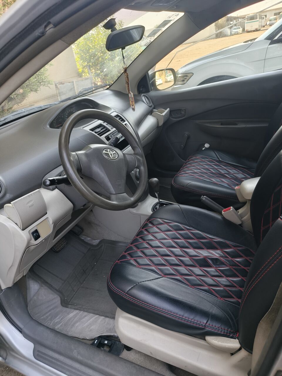 Jeddah, Vehicles, Cars & Trucks , SAR 15000,  Toyota Yaris,  2010,  Automatic,  330000 KM,     Transmission