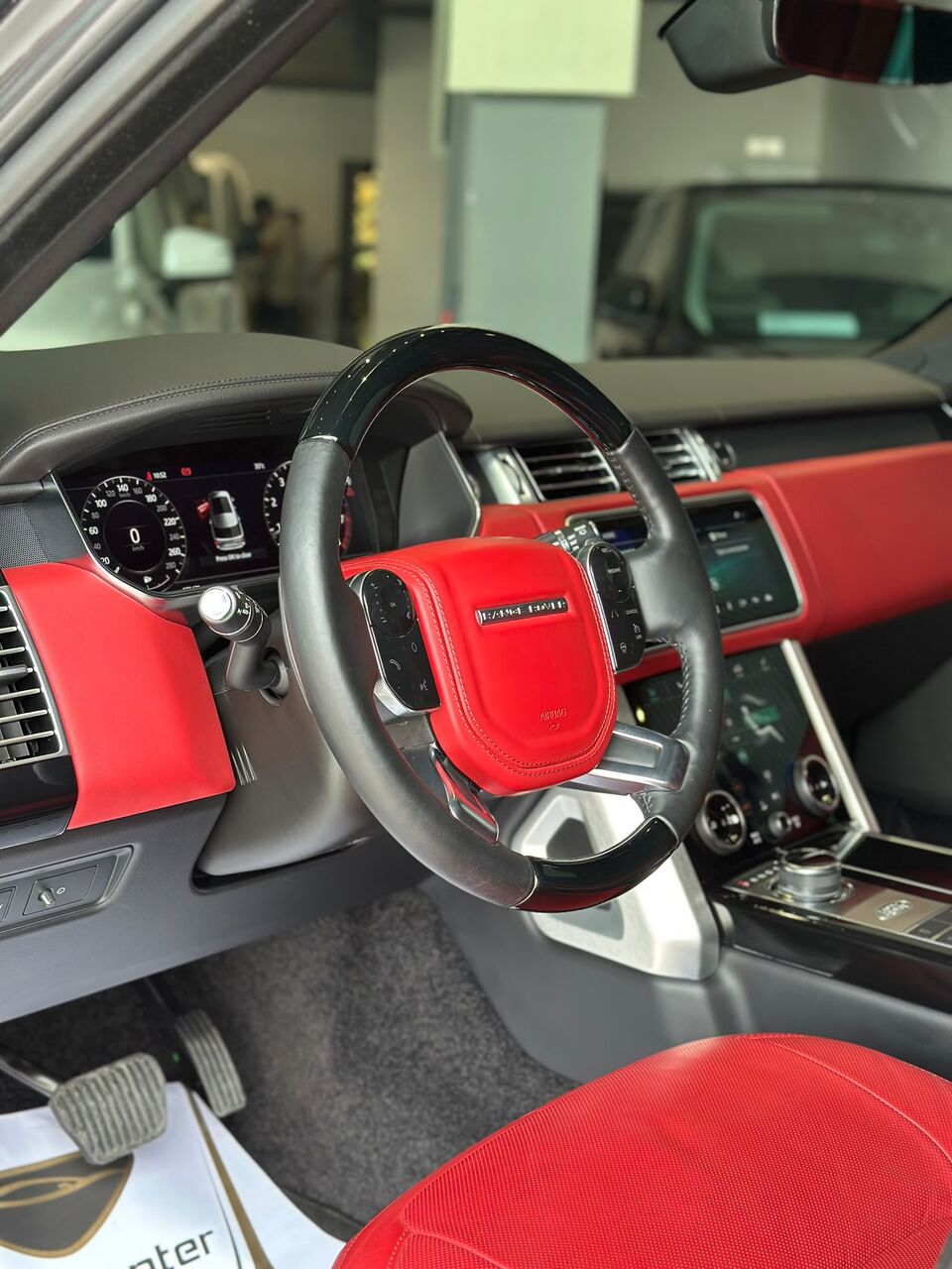 Riffa, Vehicles, Cars & Trucks , BHD 18900,  RANGE ROVER VOGUE SE V8 SUPERCHARGED 2020 GREY,  2020,  Automatic,  70000 KM,