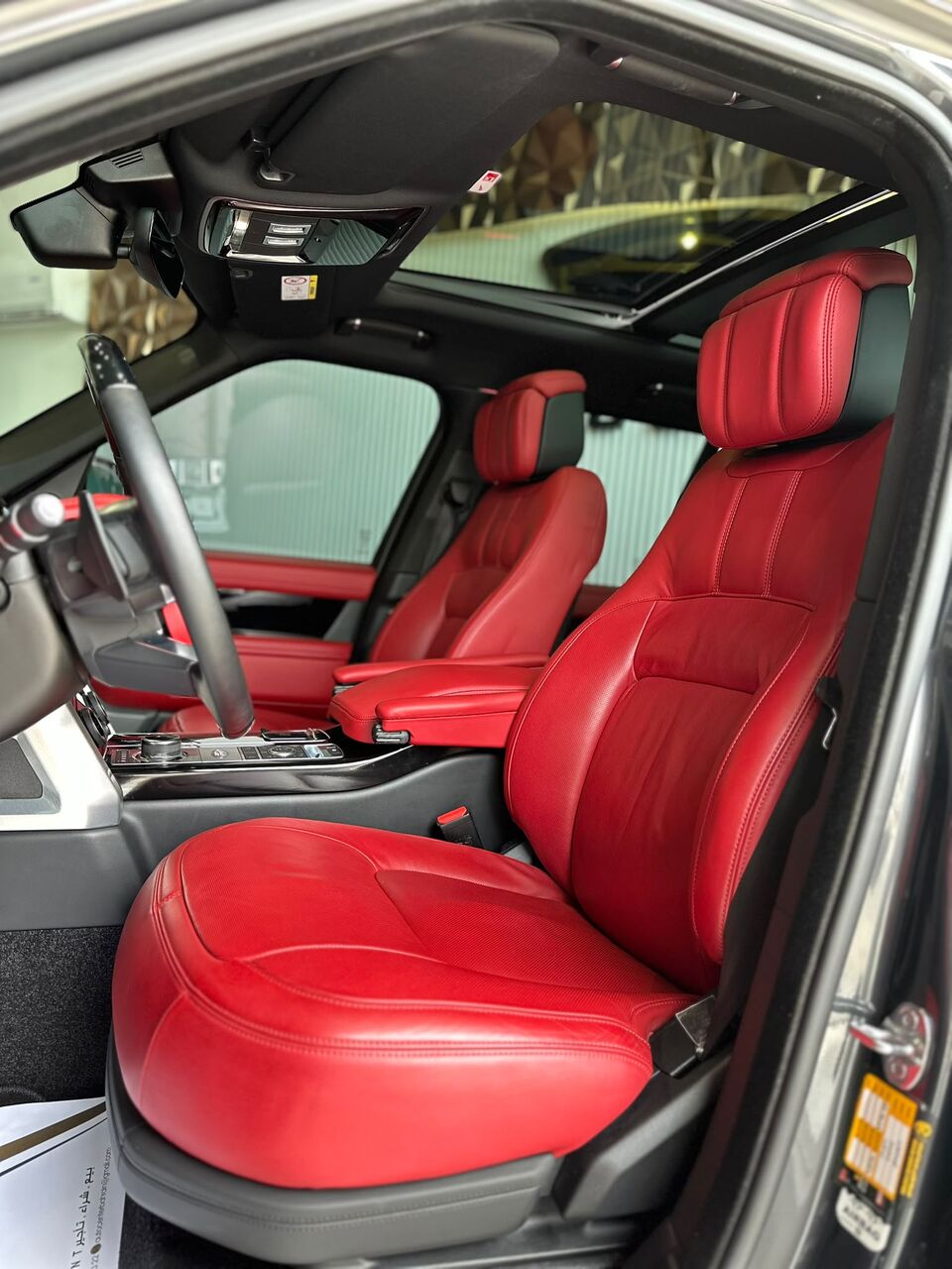 Riffa, Vehicles, Cars & Trucks , BHD 18900,  RANGE ROVER VOGUE SE V8 SUPERCHARGED 2020 GREY,  2020,  Automatic,  70000 KM,