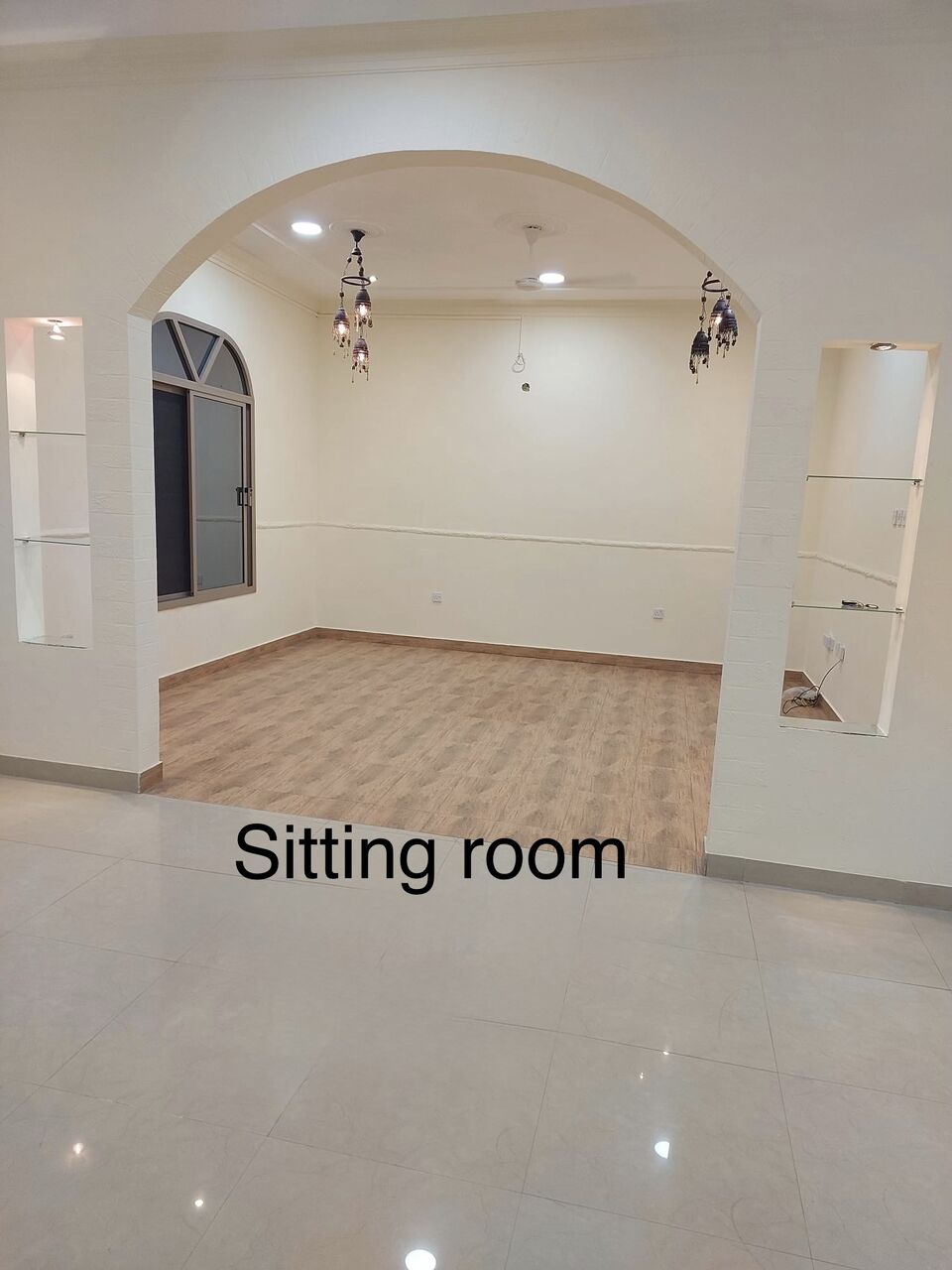 Manama, Apartments, Flats, Houses & Villas, BHD 380/month,  5 BR,  2 Floors In A Building For Rent In JidAli