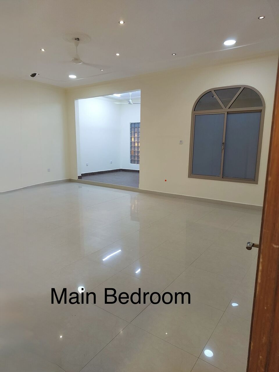Manama, Apartments, Flats, Houses & Villas, BHD 380/month,  5 BR,  2 Floors In A Building For Rent In JidAli