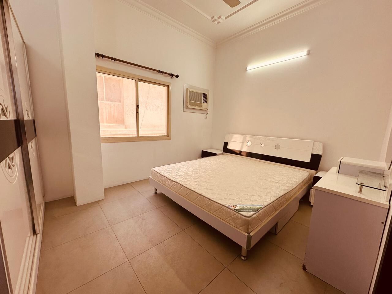 Mahooz, Apartments, Flats, Houses & Villas, BHD 300/month,  Furnished,  2 BR,  FURNISHED TWO BEDROOM FLAT FOR RENT IN MAHOOZ