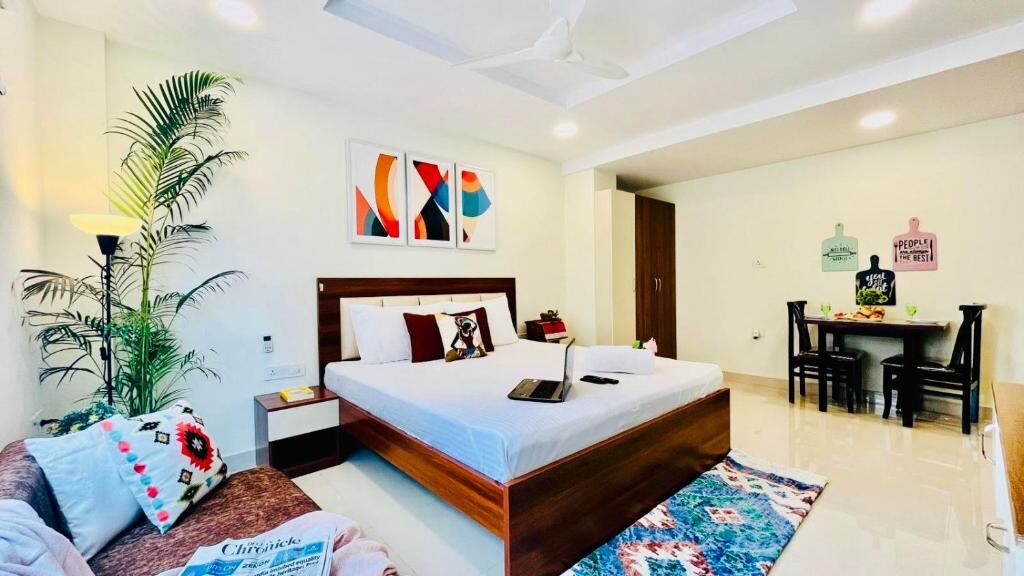 Noida, Apartments, Flats, Houses & Villas, Low-Rise Apartments In Emerging Areas