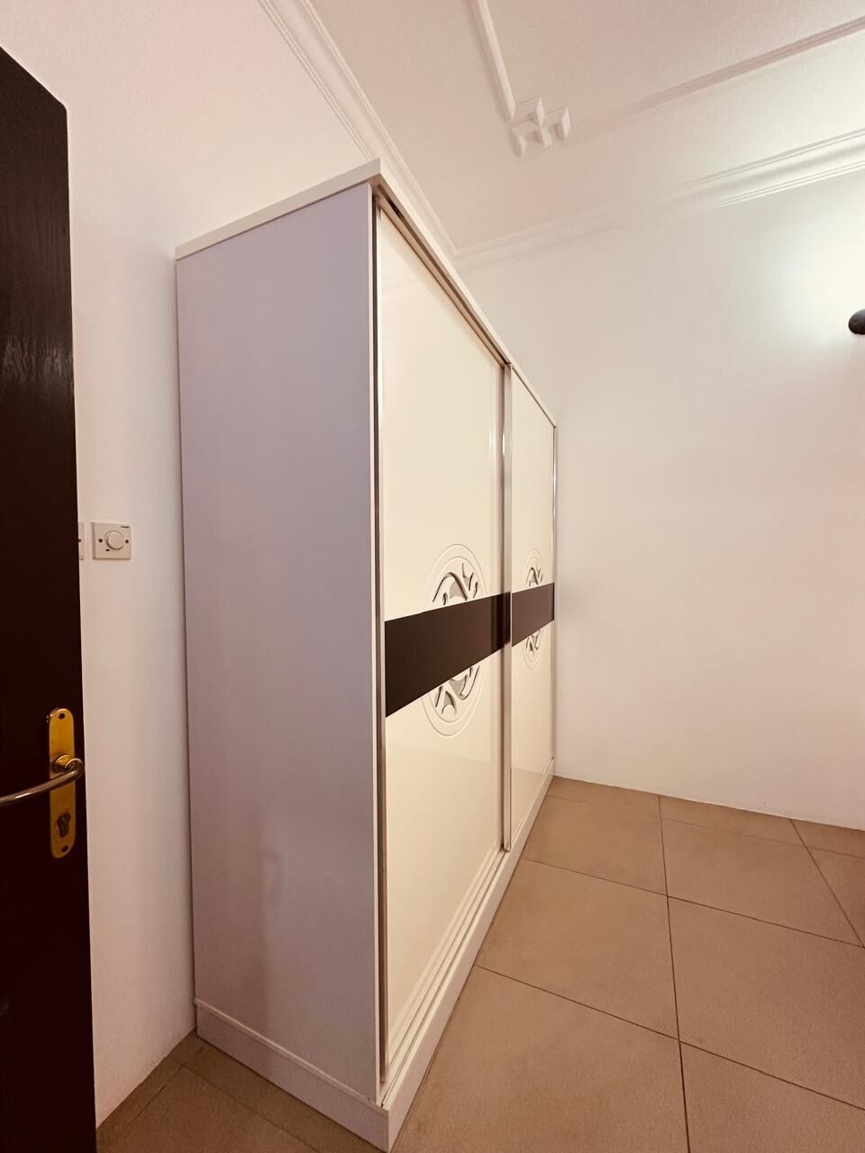 Mahooz, Apartments, Flats, Houses & Villas, BHD 320/month,  Furnished,  2 BR,  FURNISHED TWO BEDROOM FLAT FOR RENT IN MAHOOZ WITH TWO BALCONY