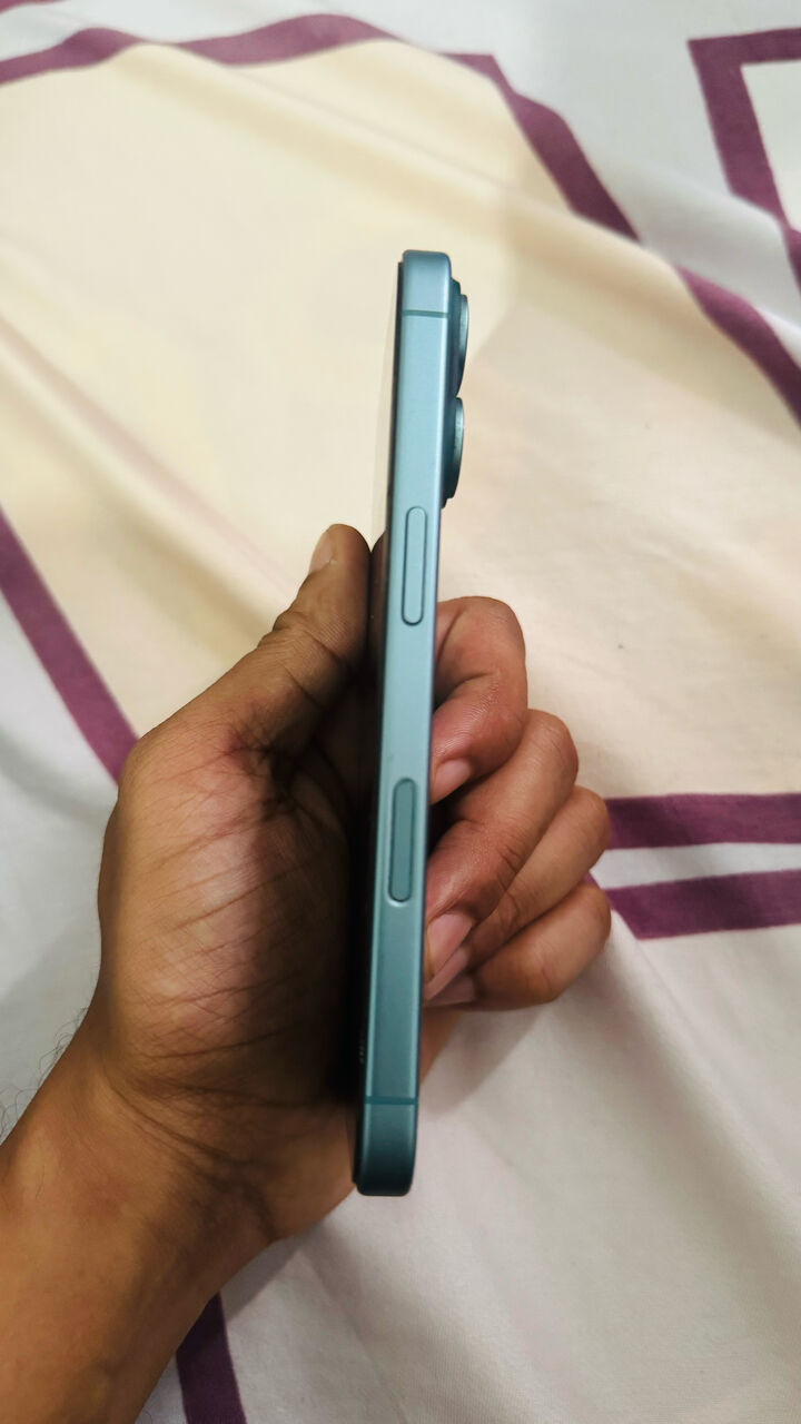 Al Ulaya, Mobile Phones, SAR 2400,  I Phone 16 128GB