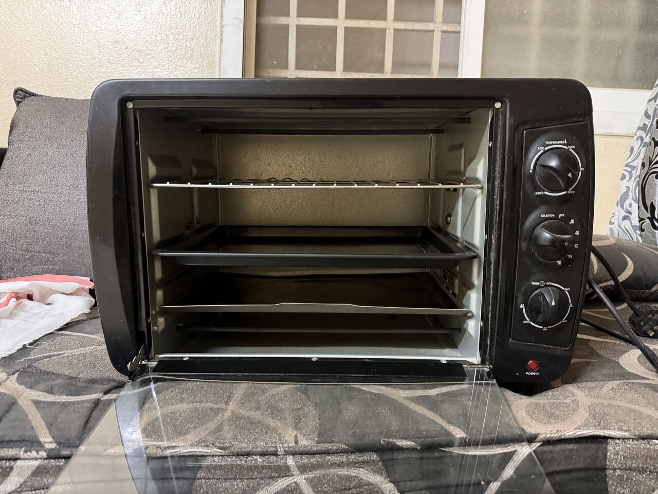 Al Wizarat, Electronics, SAR 175,  Black And Decker Grill Microwave Big Size
