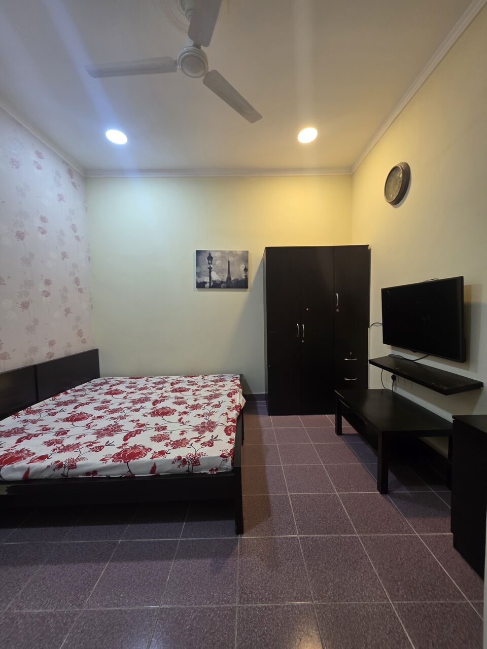 Mahooz, Apartments, Flats, Houses & Villas, BHD 180/month,  Furnished,  Studio,  - Very Neet Fully Furnished Studio Flat With Ewa @180/BD In Mahooz