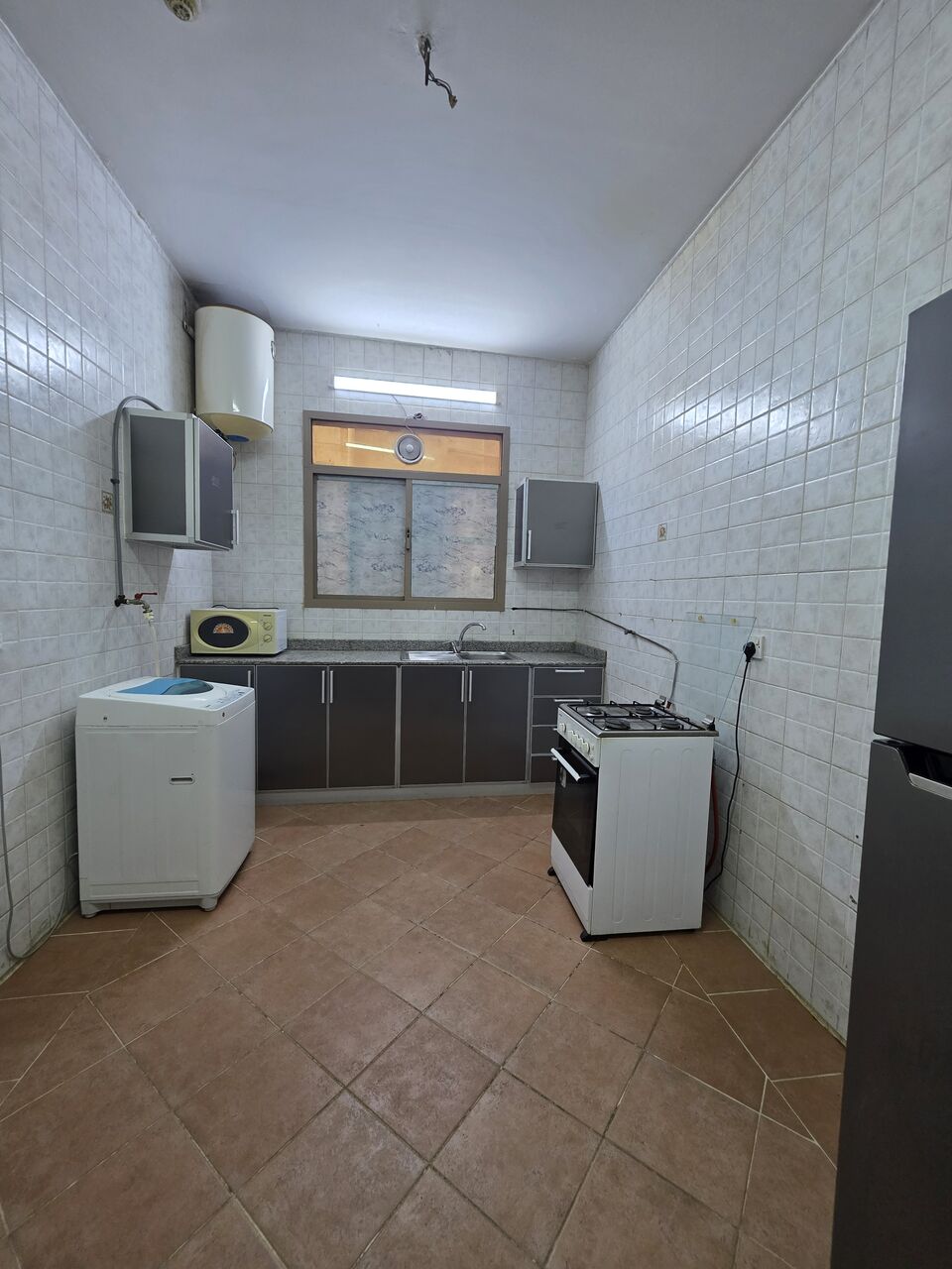 Hoora, Apartments, Flats, Houses & Villas, BHD 200/month,  Furnished,  1 BR,  -parking & WiFi , Balcony - Fully Furnished 1 BHK Flat With Ewa @200/BD In Hoora