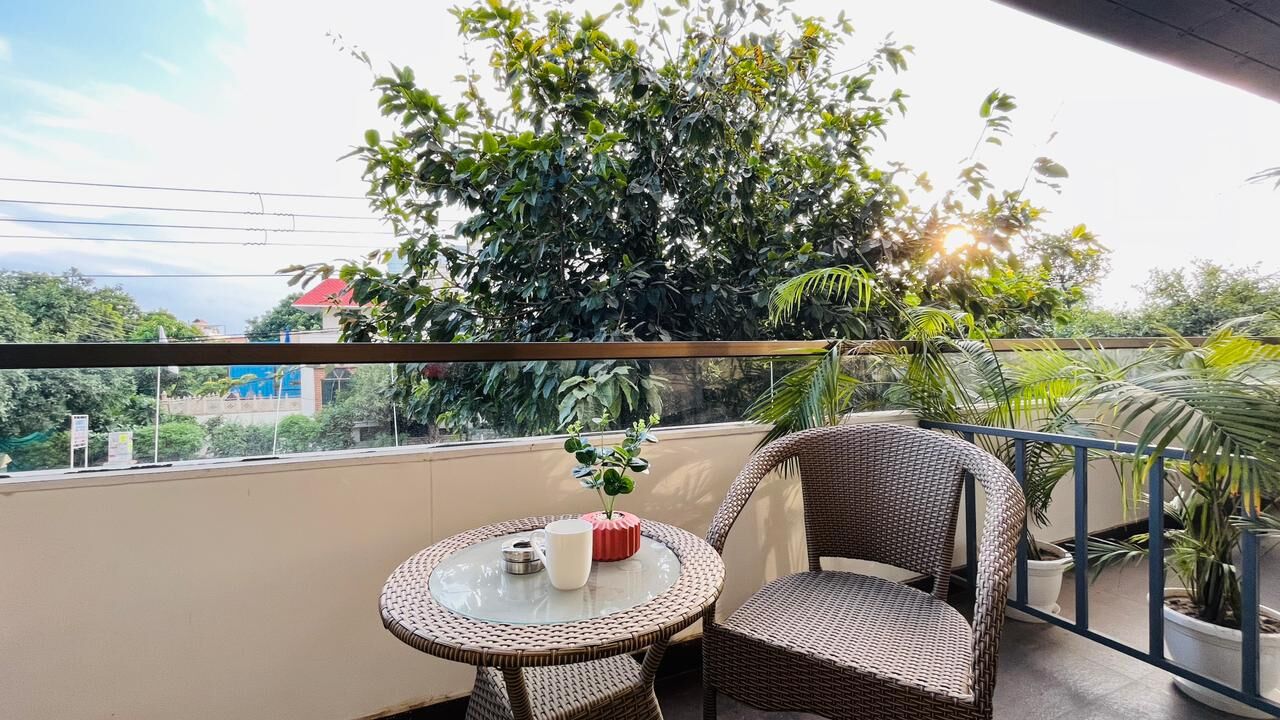 Gurgaon, Apartments, Flats, Houses & Villas, INR 4000/day,  Furnished,  Studio,  400 Sq. Meter,  Zen Studio DLF Cyber City