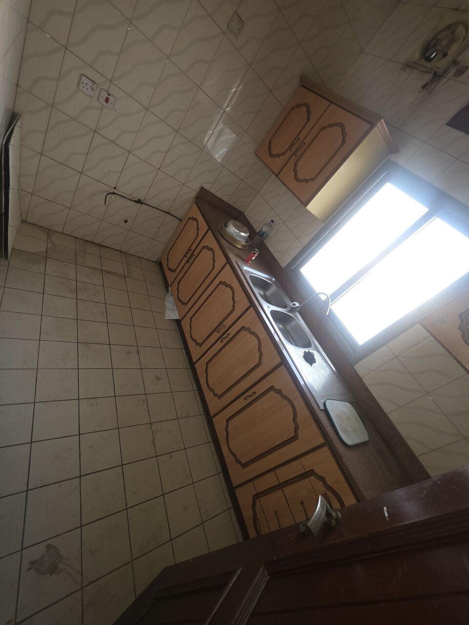 Gudaibiya, Apartments, Flats, Houses & Villas, BHD 160/month,  2 BR,  Very Neet UN Furnished 2 BHK Flat Without Ewa @160/BD In Gudaibiya