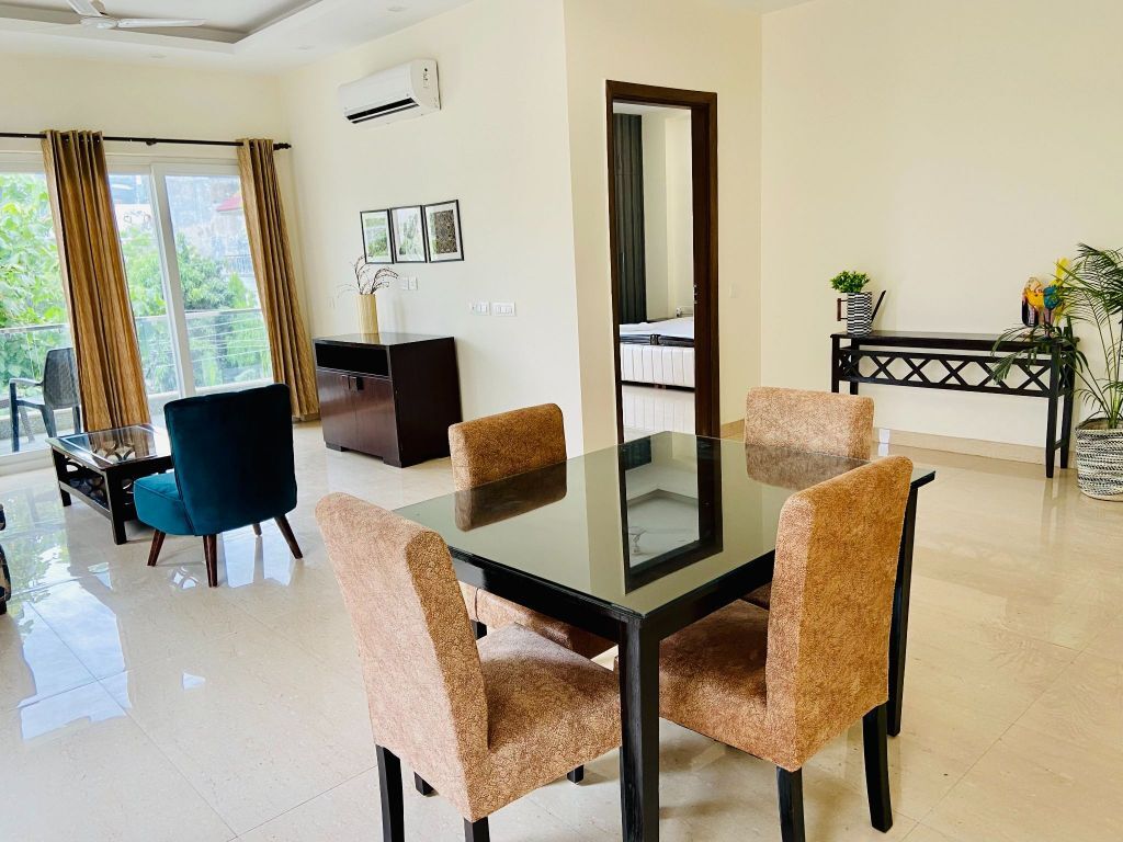Gurgaon, Apartments, Flats, Houses & Villas, INR 4000/day,  Furnished,  1 BR,  550 Sq. Meter,  One Bedroom Apartment