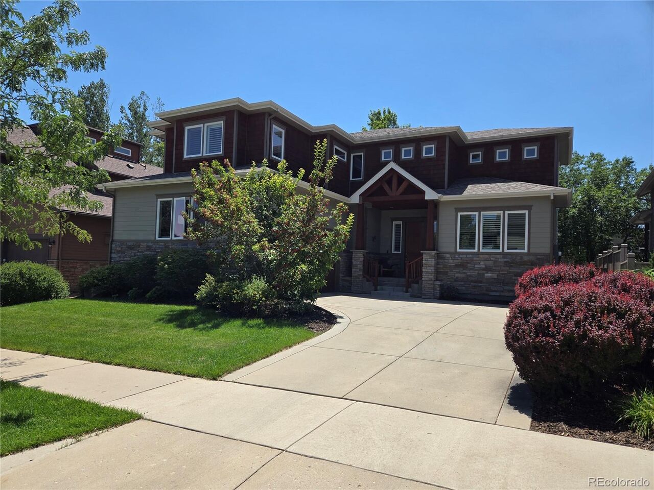New York, Real Estate, Luxury 5-Bed Craftsman Home In Northfield Village