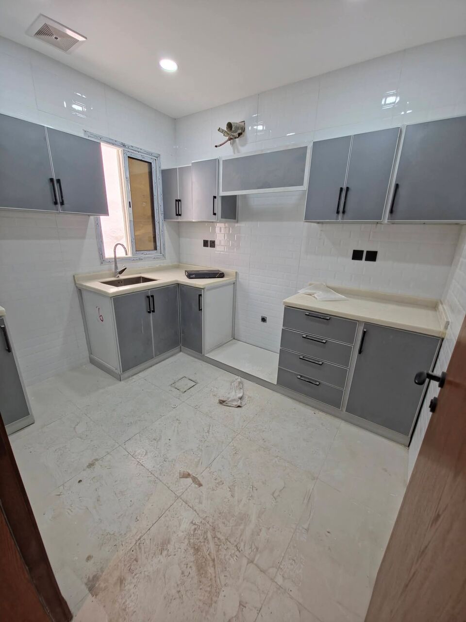 Khobar, Apartments, Flats, Houses & Villas, 3 BR,  3 BR New Luxury Family Apartment For Rent In Al Khobar 35,000 SAR/Year