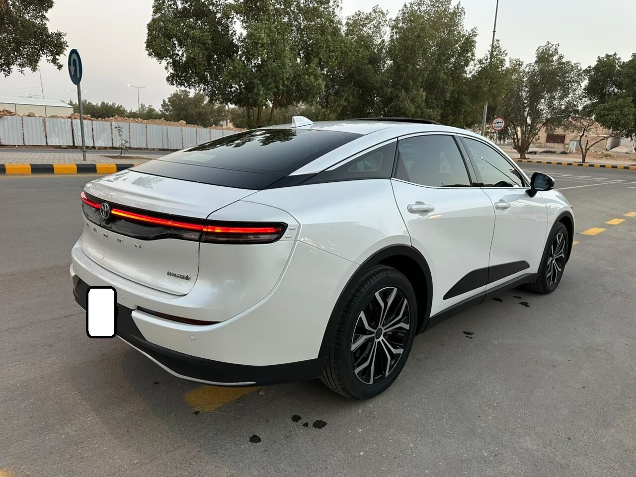 Riyadh, Vehicles, Cars & Trucks , SAR 125000,  Toyota Crown (Hybrid),  2023,  Automatic,  51000 KM,   Toyota Crown (Hybrid) With Sunroof N Low Odo Accident Free Car For Sales