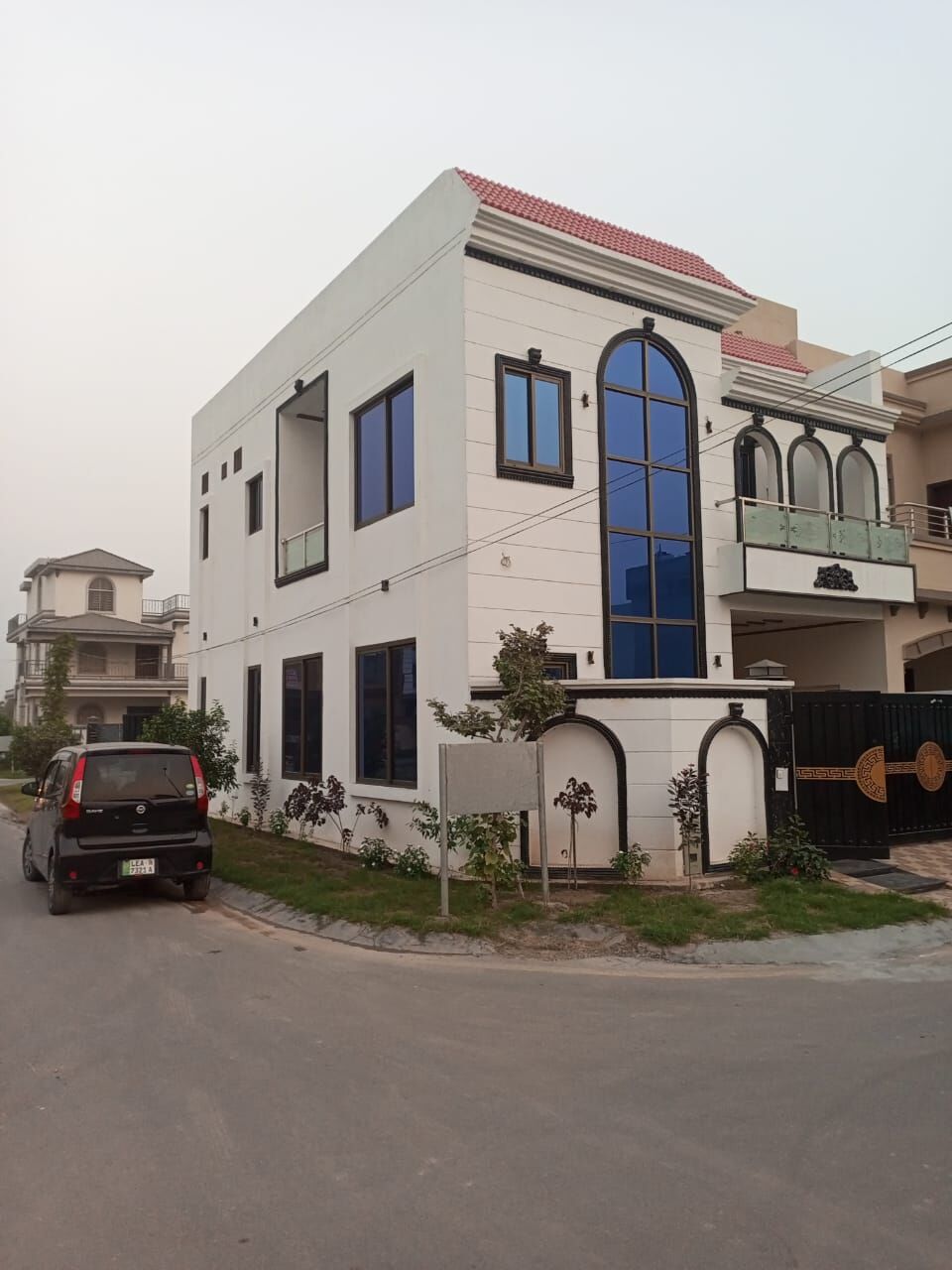 Dammam, Apartments, Flats, Houses & Villas, PKR 95000/month,  4 BR,  125 Sq. Meter,  5 Marla Corner House For Rent