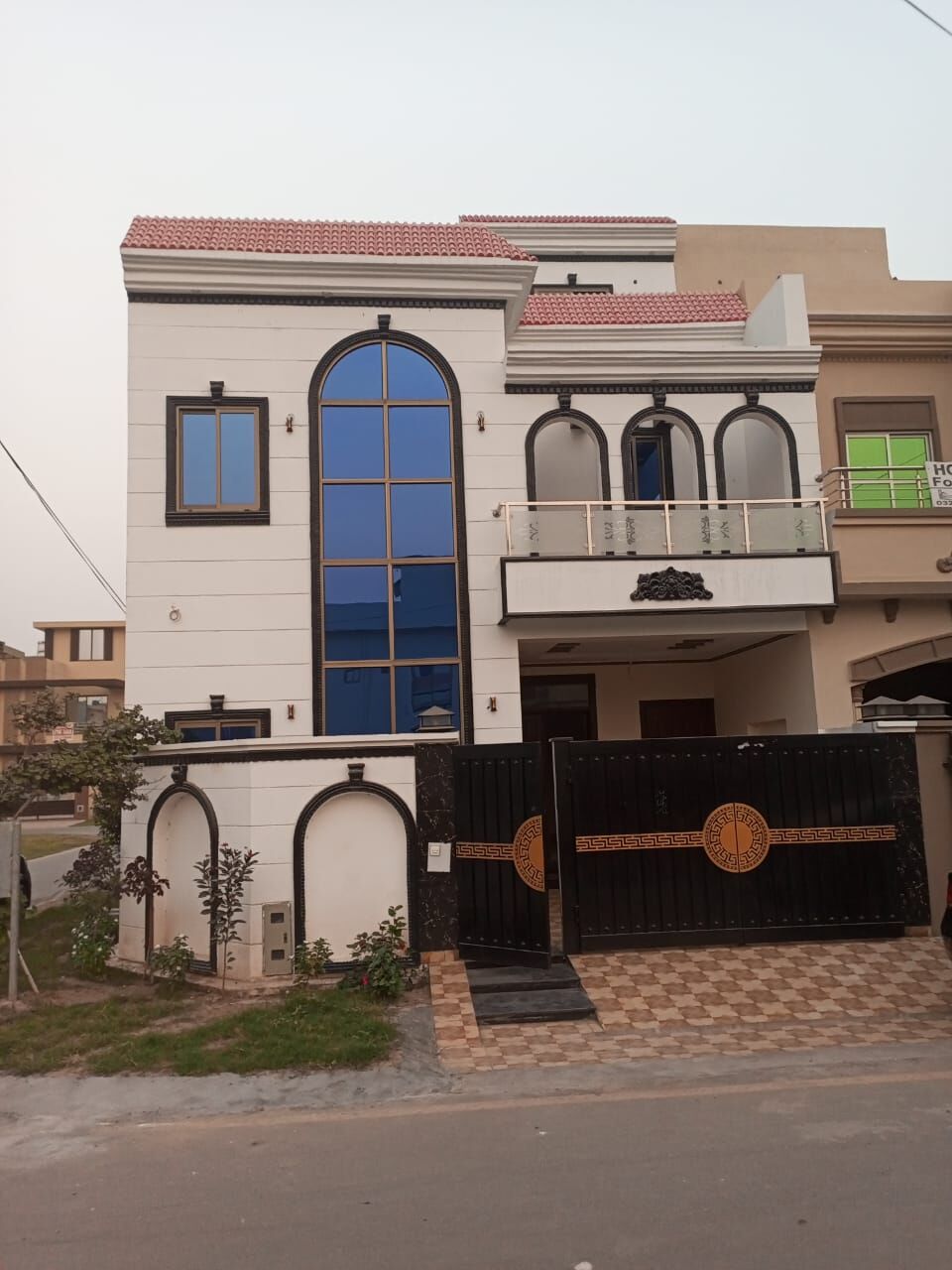 Dammam, Apartments, Flats, Houses & Villas, PKR 95000/month,  4 BR,  125 Sq. Meter,  5 Marla Corner House For Rent