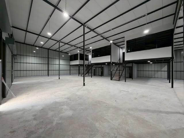 Bangkok, Villas, THB 42000,  1 Sq. Feet,  Warehouse For Rent, 125 Sq M., With 2-story Office, Soi Lat Phrao 130, Large Vehicles Can