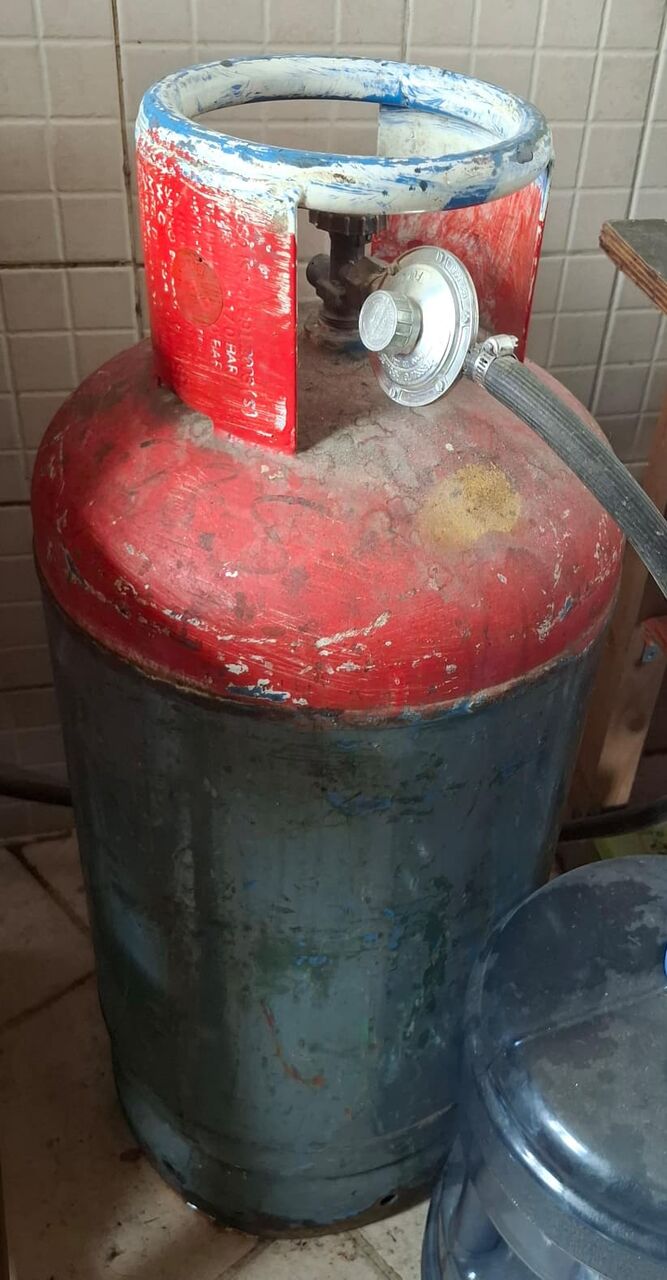 Manama, Appliances, BHD 30,  Washing Machine Fully Automatic & Gas Cylinder/Stove For Sale