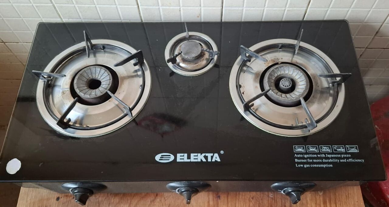 Manama, Appliances, BHD 30,  Washing Machine Fully Automatic & Gas Cylinder/Stove For Sale
