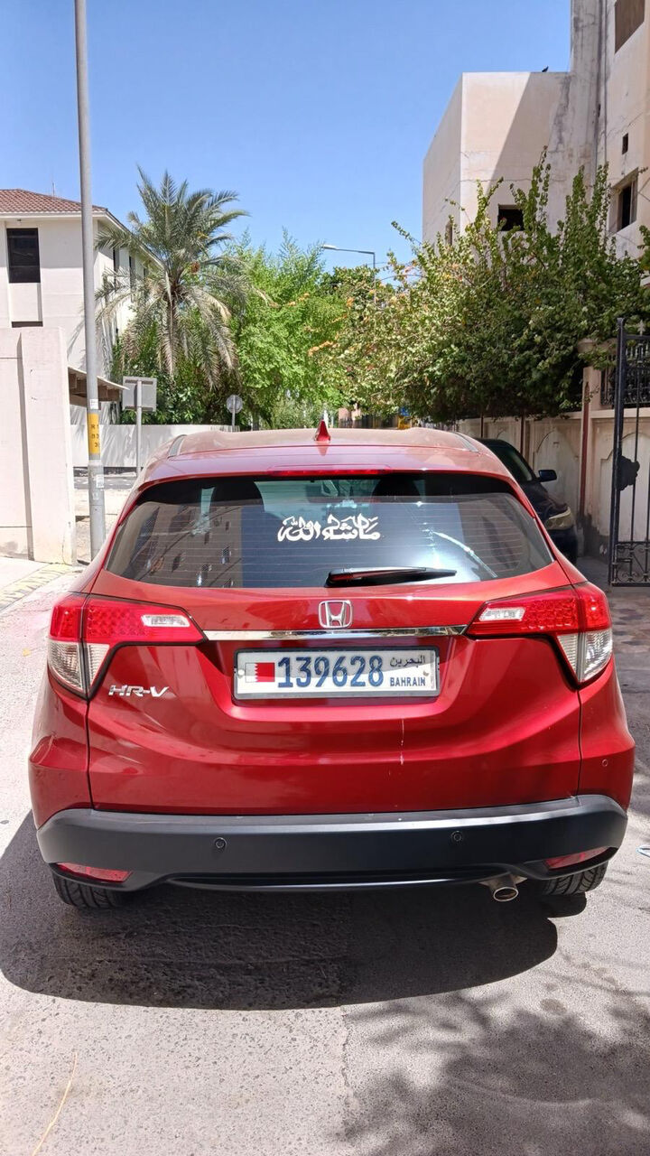 Manama, Vehicles, Cars & Trucks , BHD 4500,  Honda HR-V,  2019,  Automatic,  62000 KM,  Honda HRV
