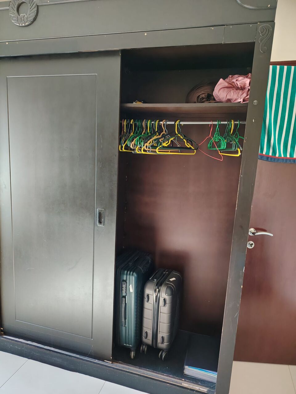 Hidd, Furniture, BHD 35,  Cabinet 3 Door - Sliding BIG