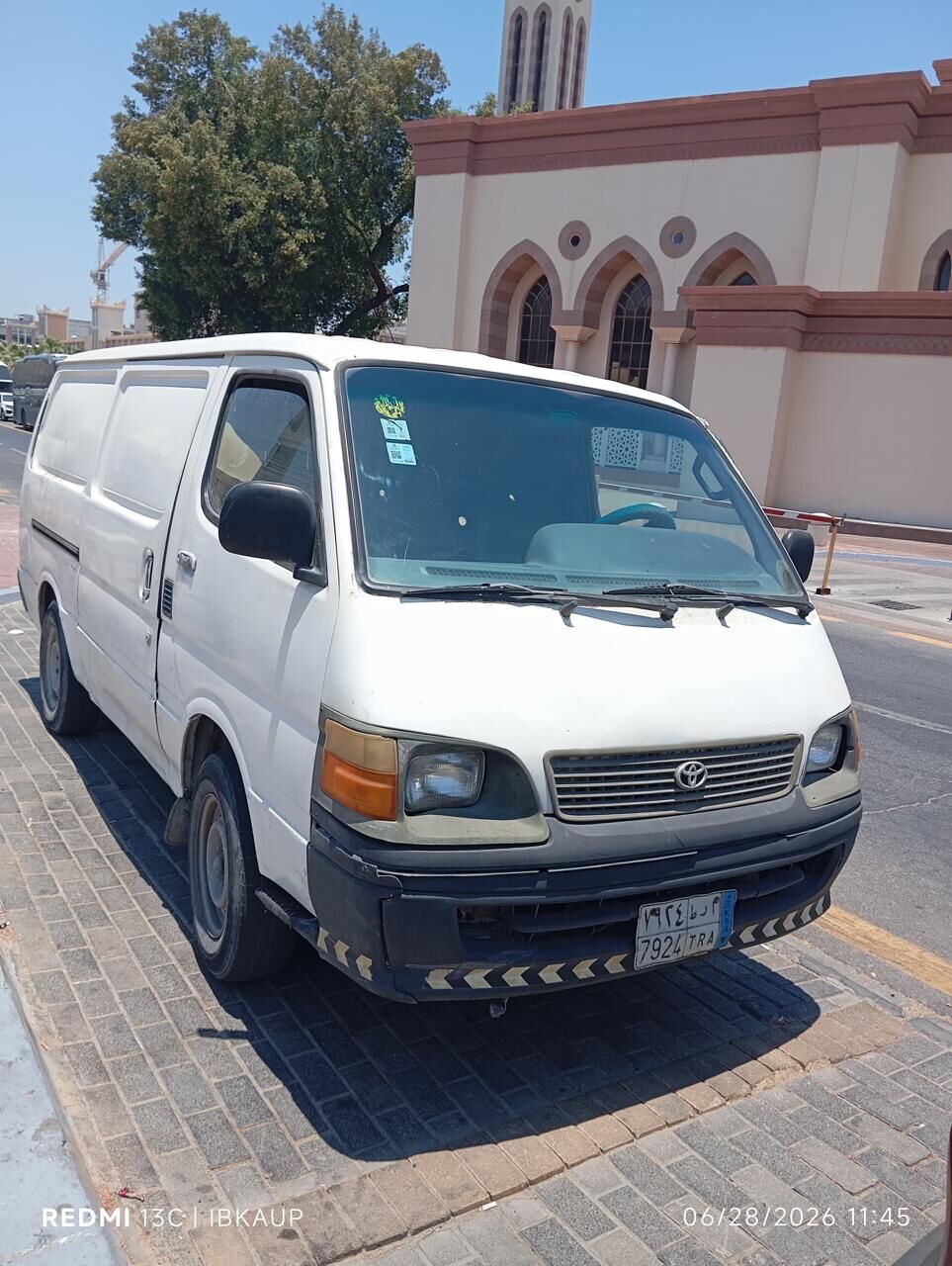 Dammam, Vehicles, Cars & Trucks , SAR 14000,  Toyota Hi-Ace,  2001,  Manual,  220000 KM,  Well Maintained