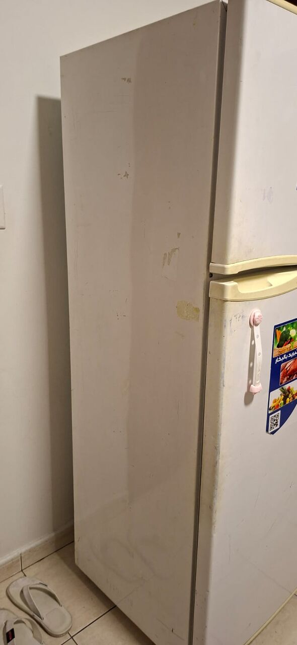 Madinat Al Ummal, Appliances, SAR 400,  Fridge For Sale