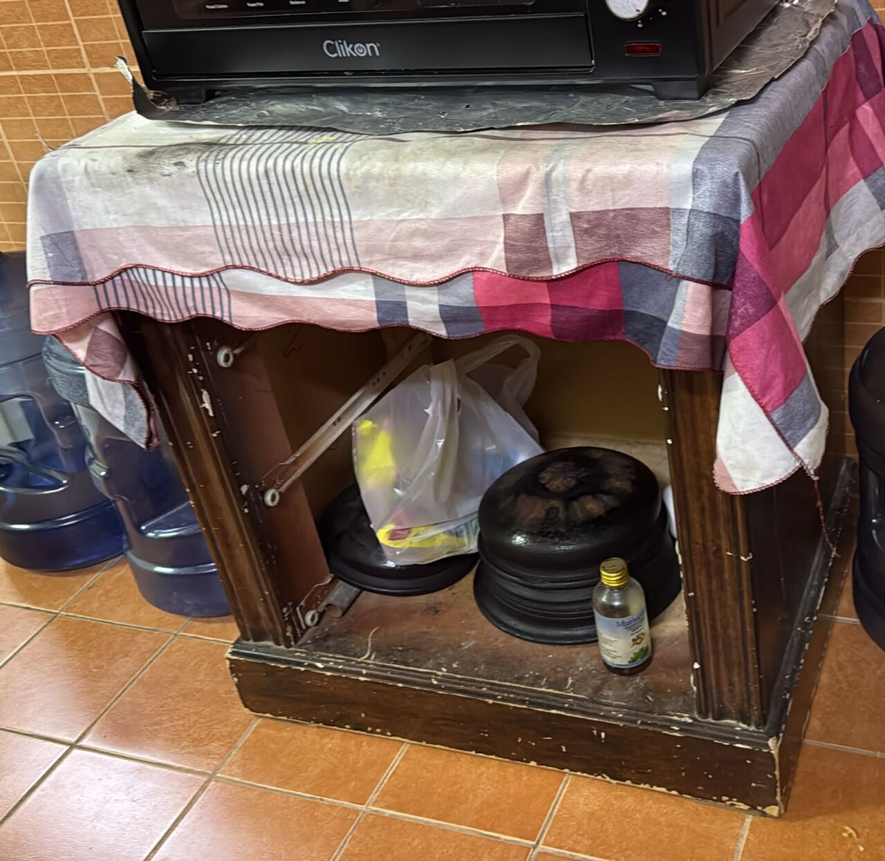 Yanbu, Furniture, SAR 175,  Wardrobe, Kitchen Cabinet, Dinning Table,  Small Tables, Sofa Set