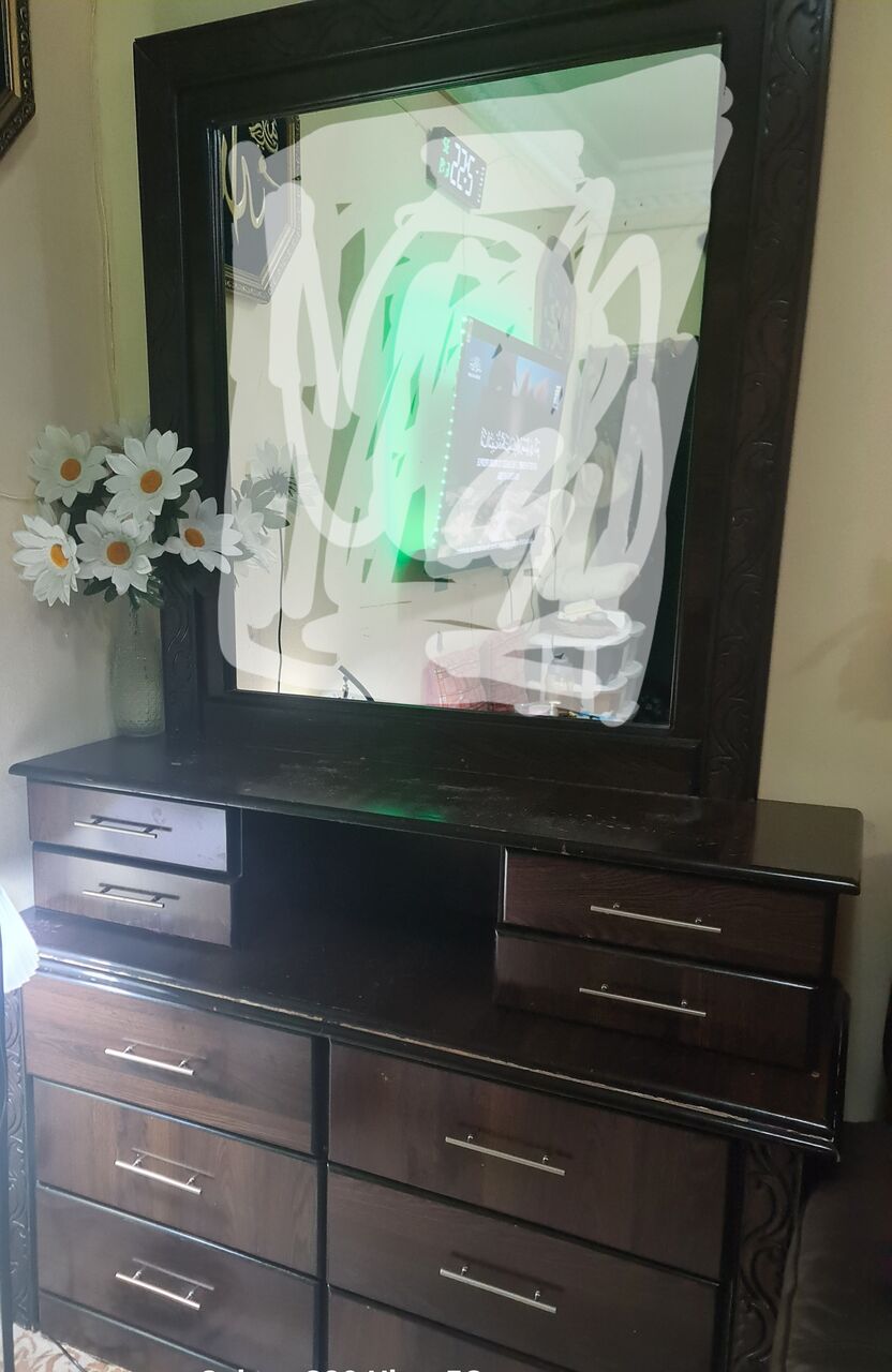 Al Malaz, Furniture, SAR 100,  Dressing  Table