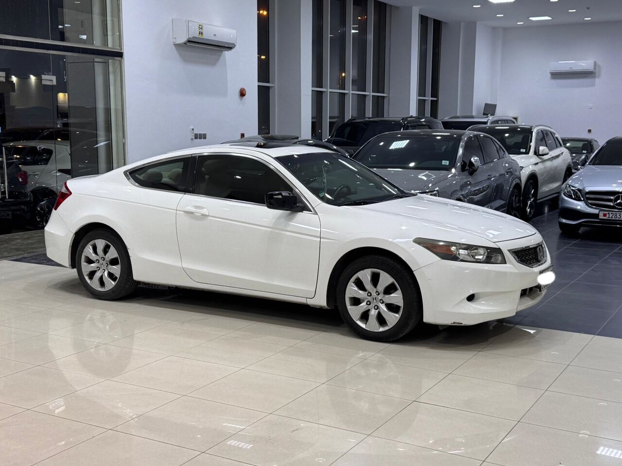Manama, Vehicles, Cars & Trucks , BHD 1900,  Honda Accord,  2009,  Automatic,  177000 KM,    (White)