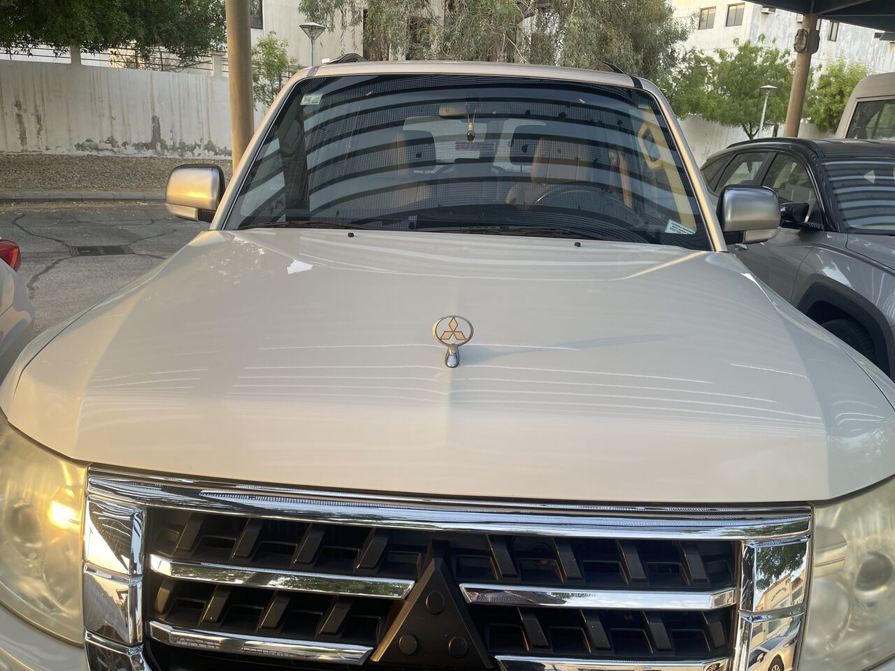 Jubail, Vehicles, Cars & Trucks , SAR 39000,  Mitsubishi Pajero,  2017,  Automatic,  242639 KM,  3.8 Full Option White Color