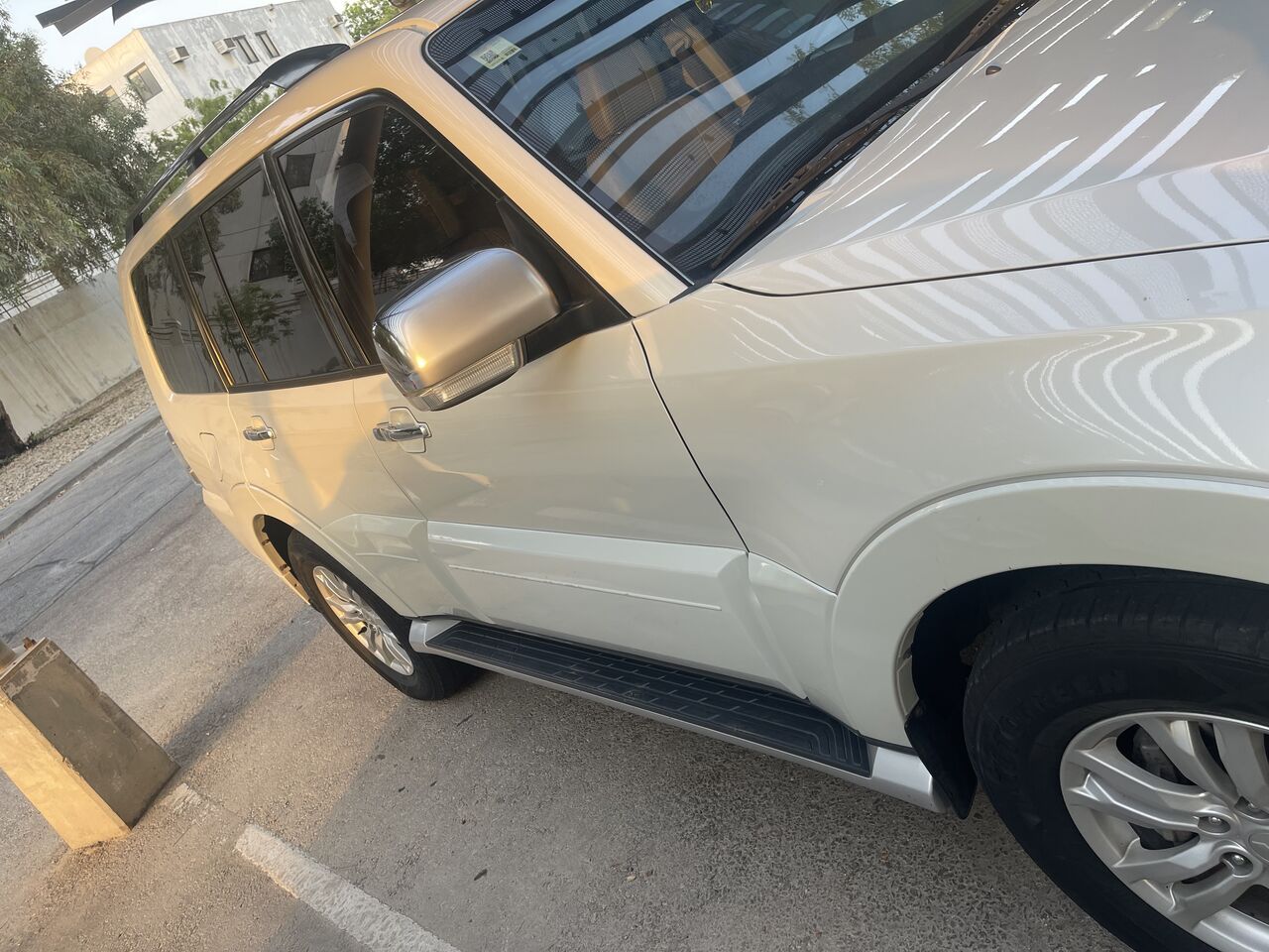 Jubail, Vehicles, Cars & Trucks , SAR 39000,  Mitsubishi Pajero,  2017,  Automatic,  242639 KM,  3.8 Full Option White Color