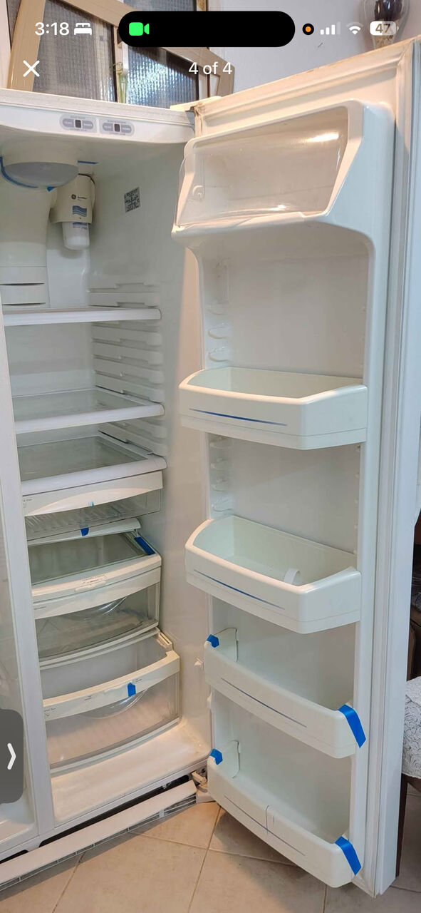 Riyadh, Household Items, SAR 900,  Refrigrator