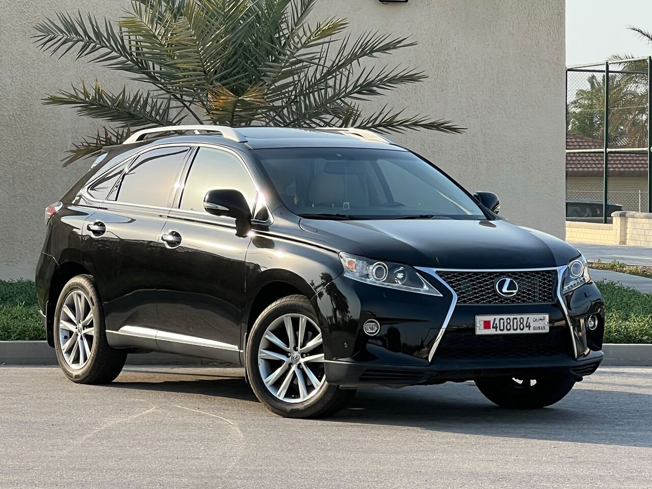 Riffa, Vehicles, Cars & Trucks , BHD 4900,  Lexus RX 350,  2015,  Automatic,  152000 KM,  LEXUS RX350 MODEL  FOR SALE