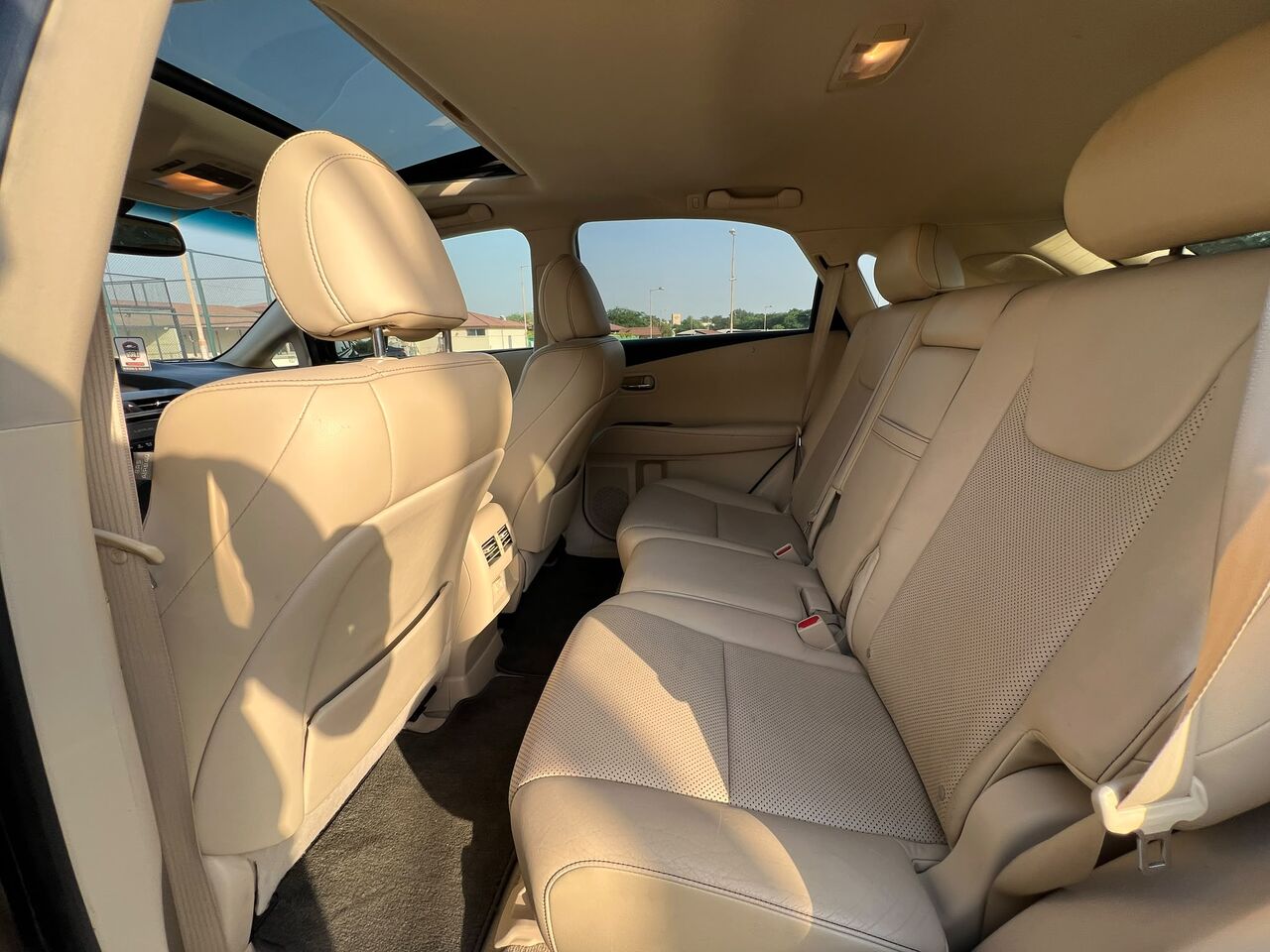 Riffa, Vehicles, Cars & Trucks , BHD 4900,  Lexus RX 350,  2015,  Automatic,  152000 KM,  LEXUS RX350 MODEL  FOR SALE