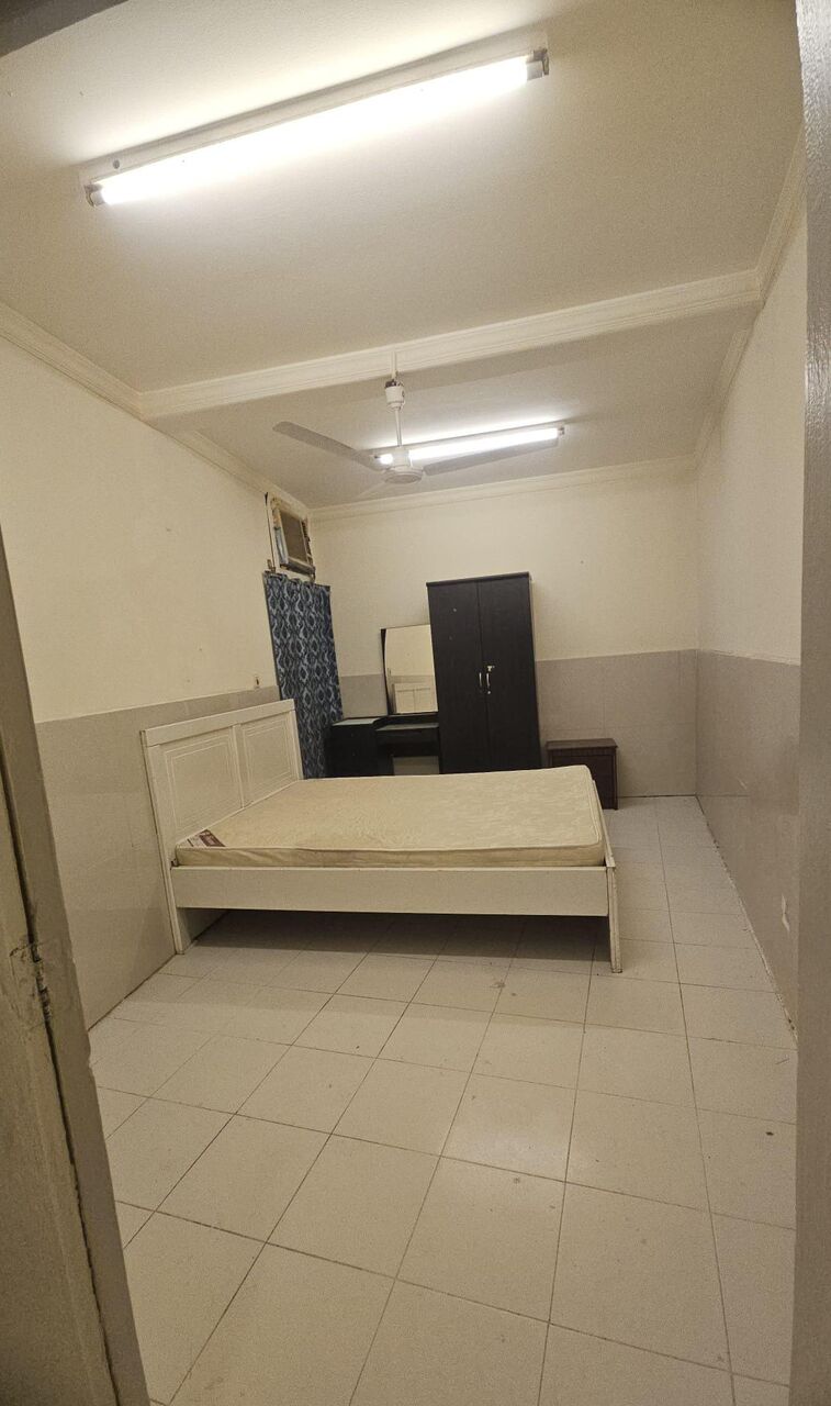Adliya, Apartments, Flats, Houses & Villas, BHD 170/month,  1 BR,  1 Bedroom Semi Furnished Flat For Rent With Ewa
