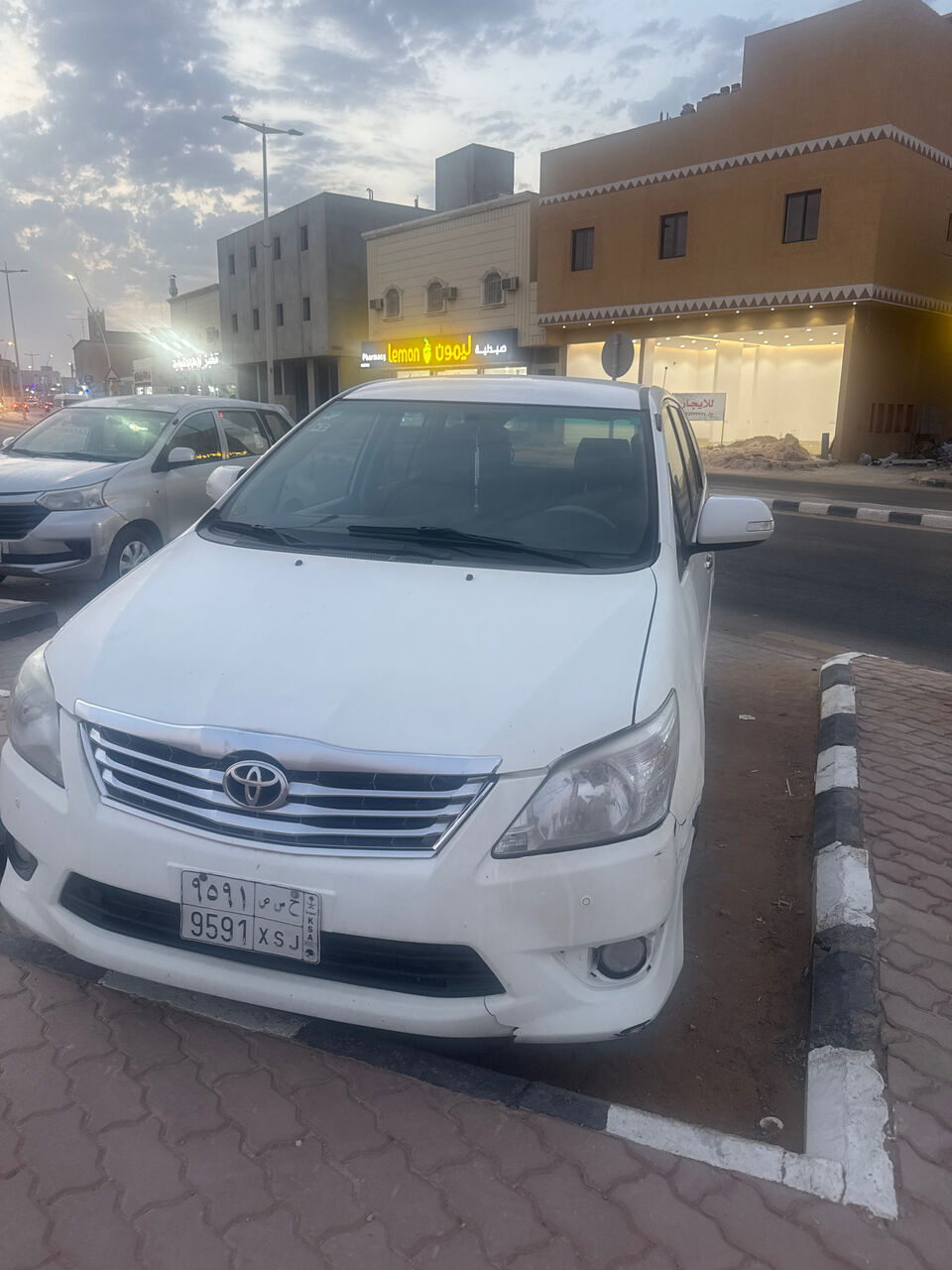 Ad Diriyah, Vehicles, Cars & Trucks , SAR 32000,  Toyota Cresta,  2014,  Automatic,  470248 KM,  TOYOTA INNOVA