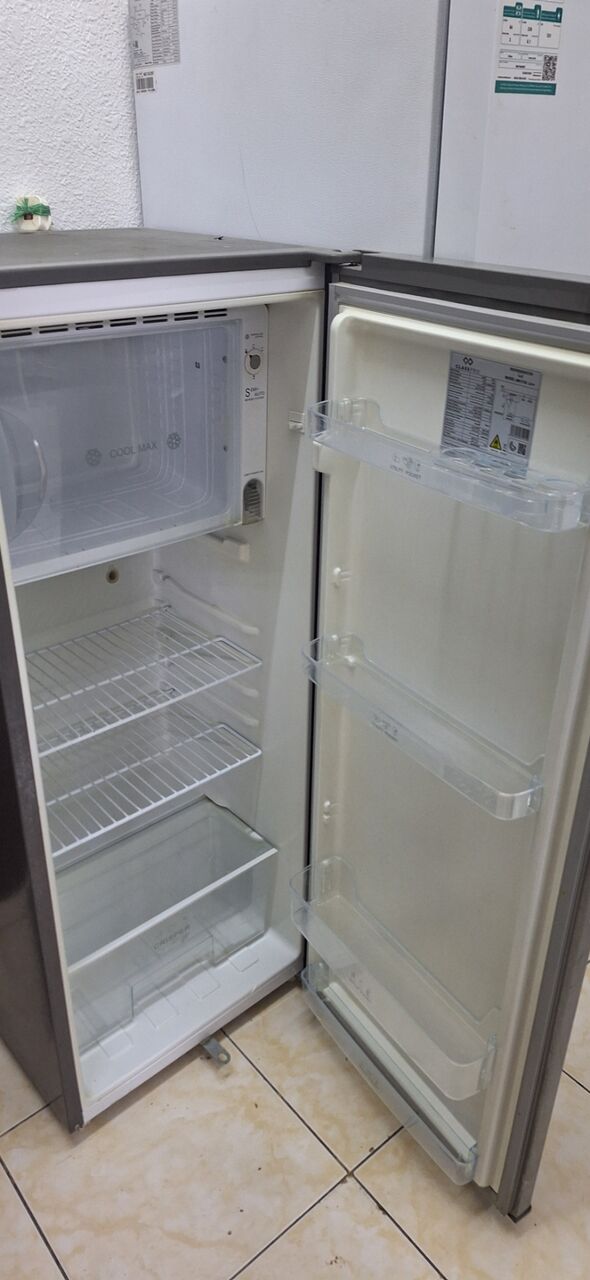Al Iskan, Appliances, SAR 500,  2 Fridges Are For Sale In Good Condition