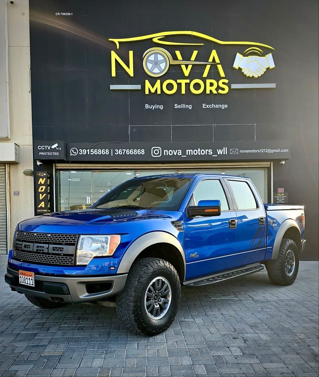 Manama, Vehicles, Cars & Trucks , BHD 9600,  Ford F-150 Raptor,  2011,  Automatic,  112000 KM,  Ford Raptor SVT V8 6.2